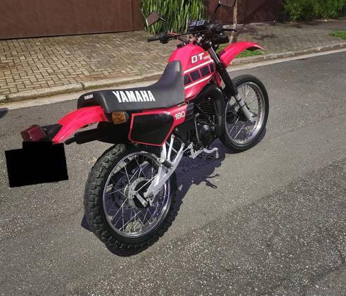 YAMAHA DT 180 YAMAHA DT 180